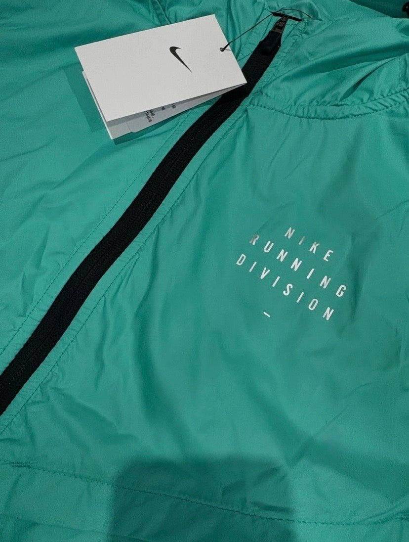 veste nike running division